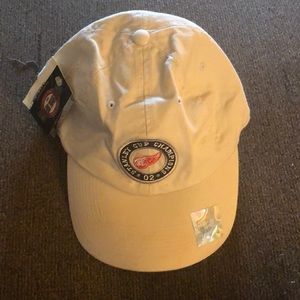 2002 red wings Stanley cup champions hat old time sports